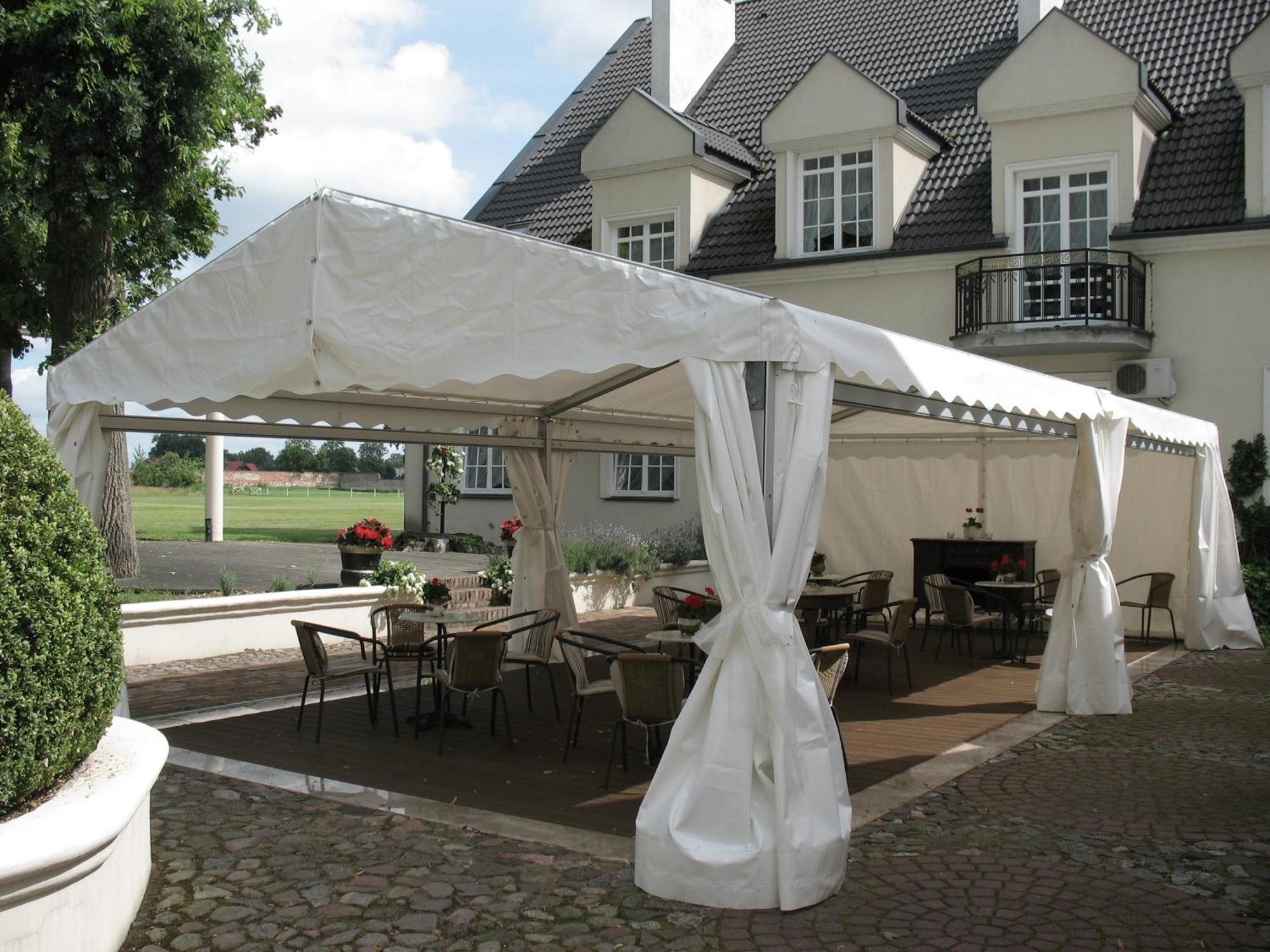 Palac Runowo Runowo Krajenskie Exterior photo